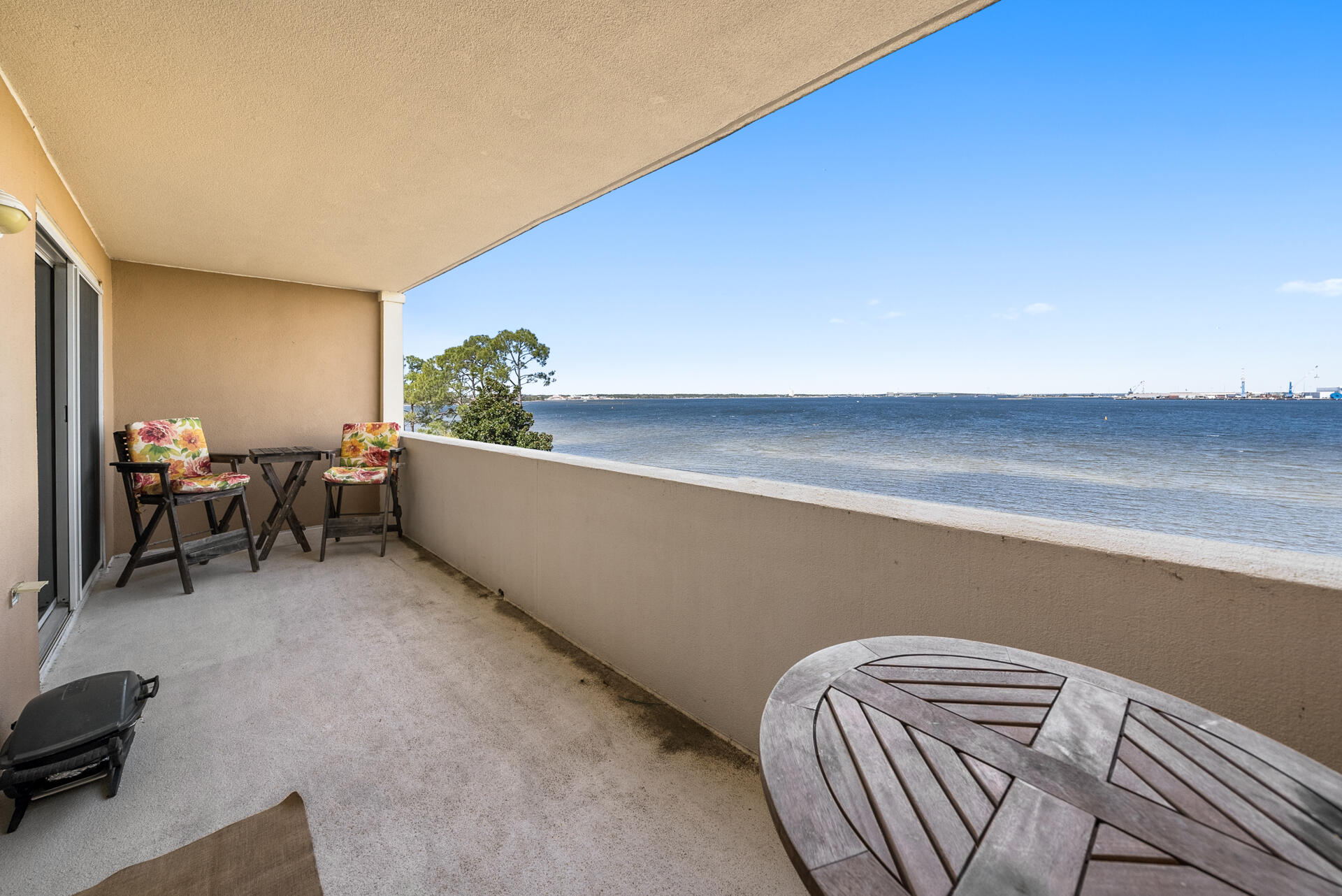 2400 Grandiflora Boulevard, UNIT E407