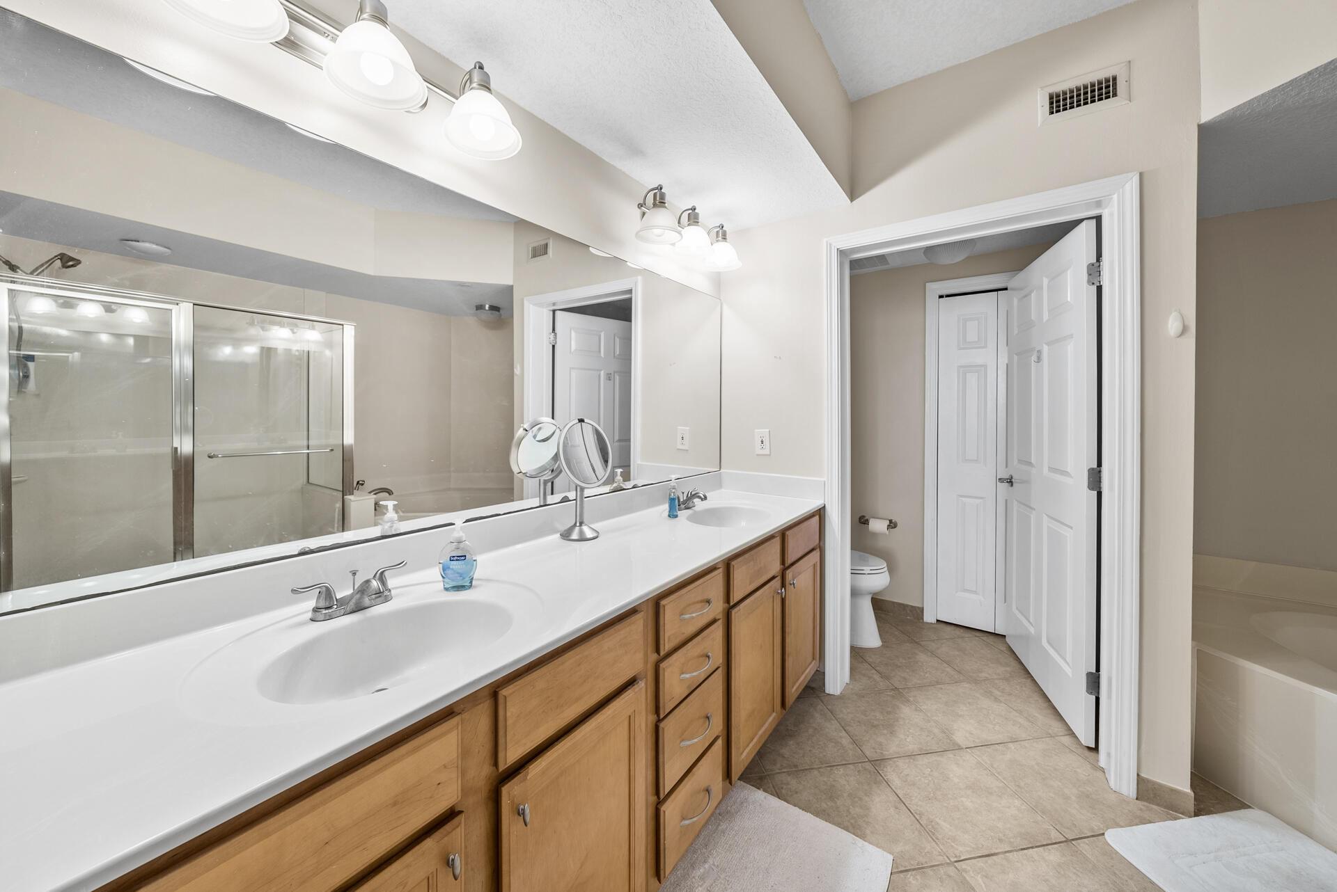2400 Grandiflora Boulevard, UNIT E407
