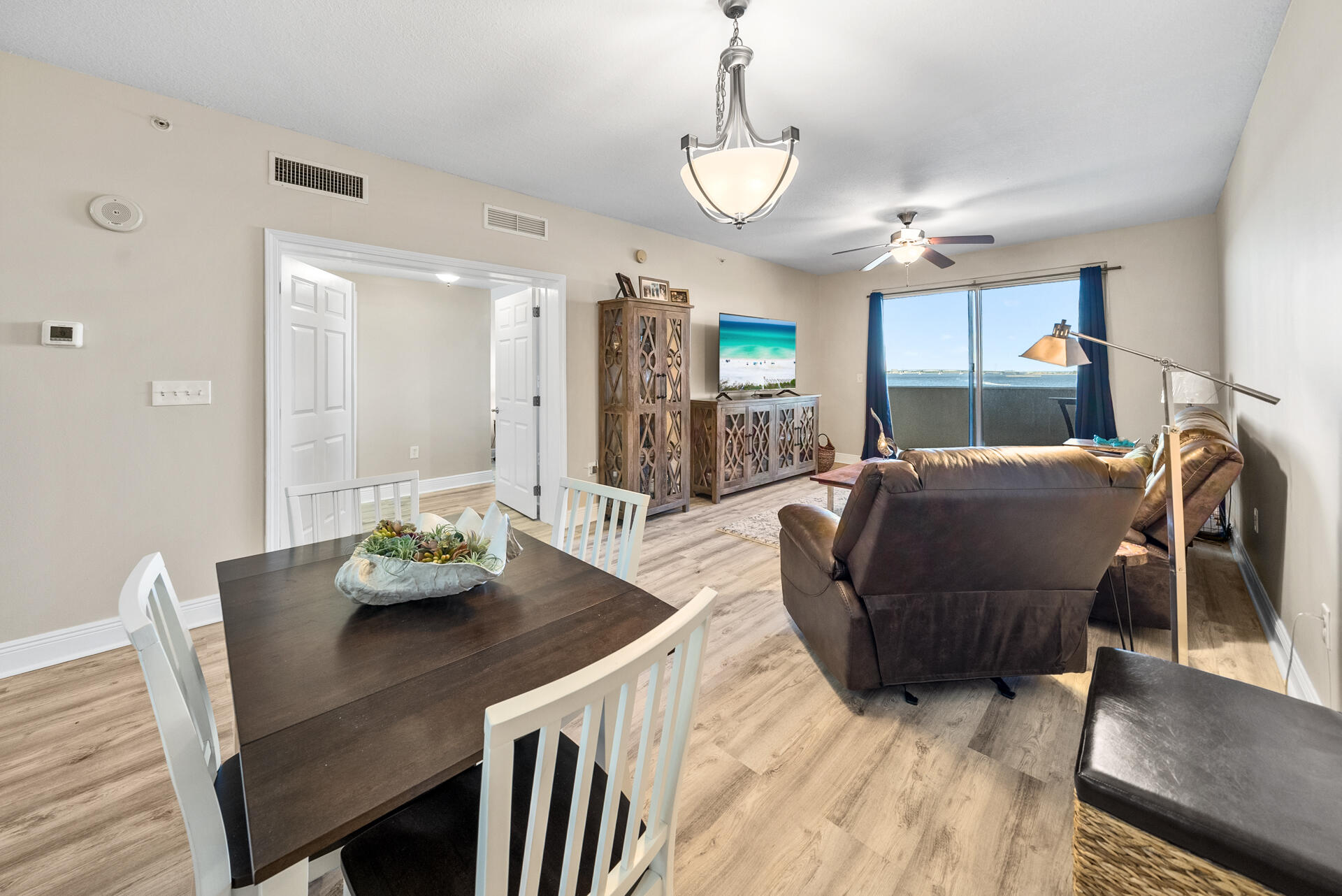 2400 Grandiflora Boulevard, UNIT E407
