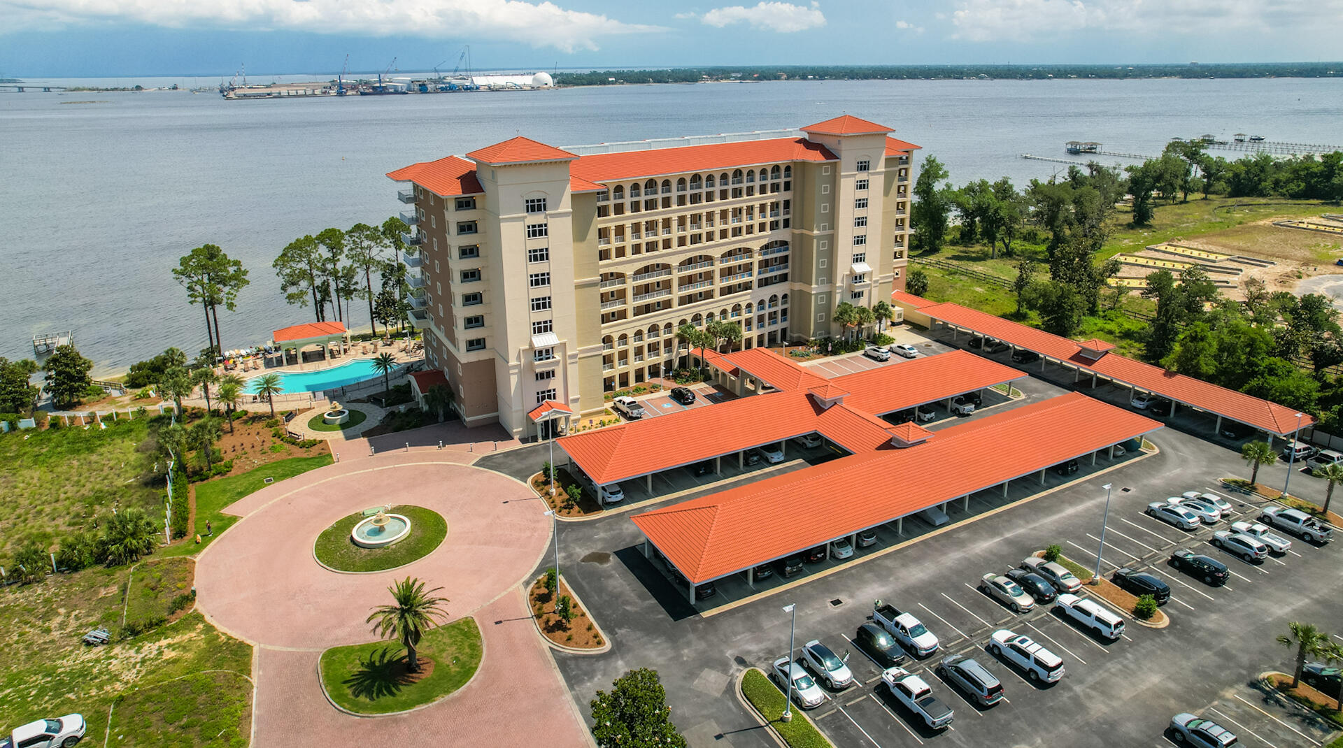 2400 Grandiflora Boulevard, UNIT E407