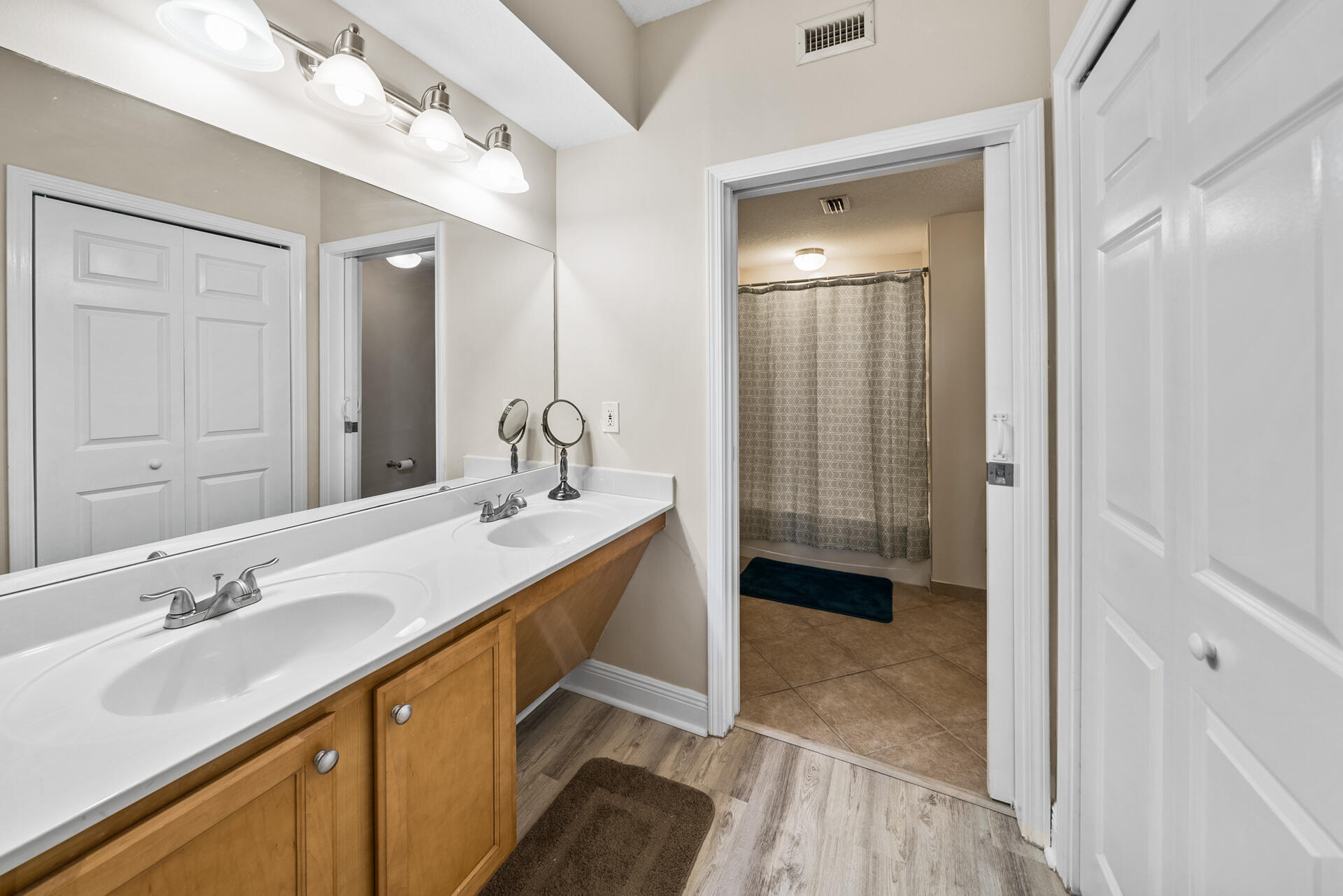 2400 Grandiflora Boulevard, UNIT E407