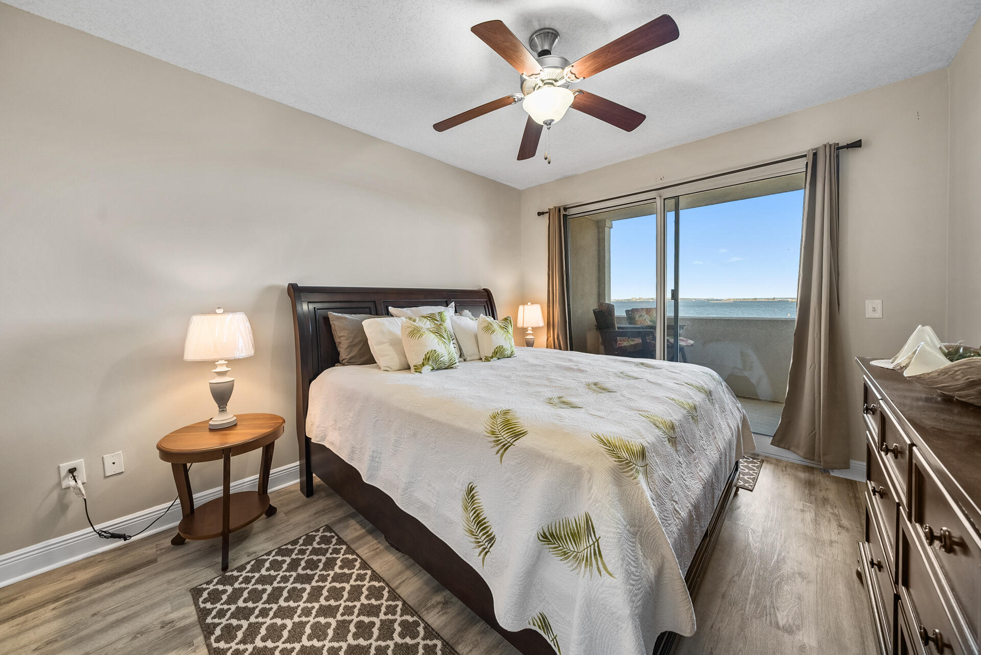 2400 Grandiflora Boulevard, UNIT E407