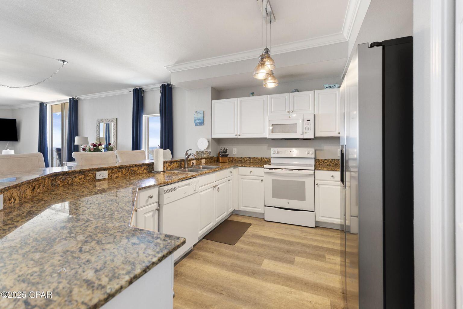 16819 Front Beach Road, 1501