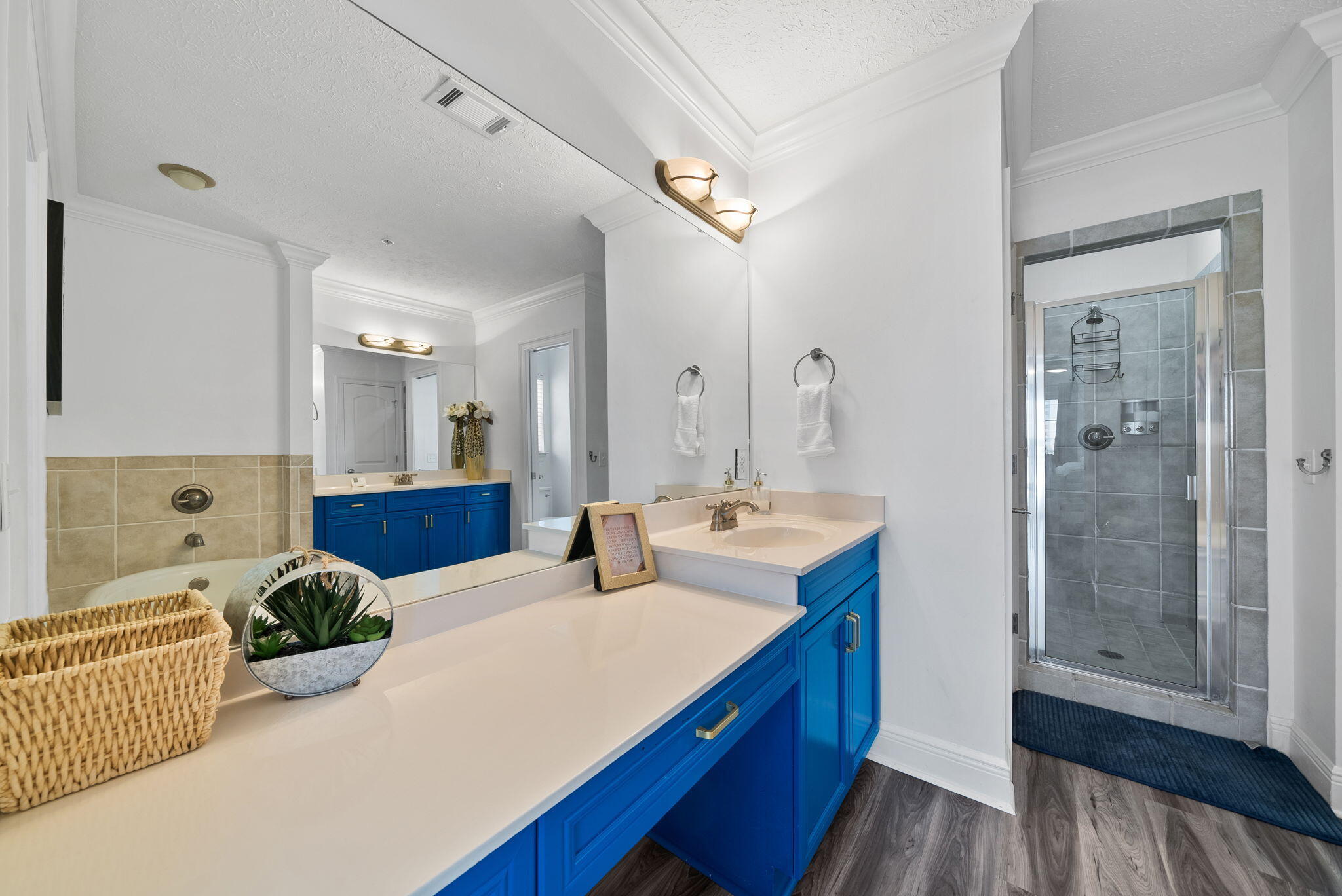 512 Dement Circle, APT F