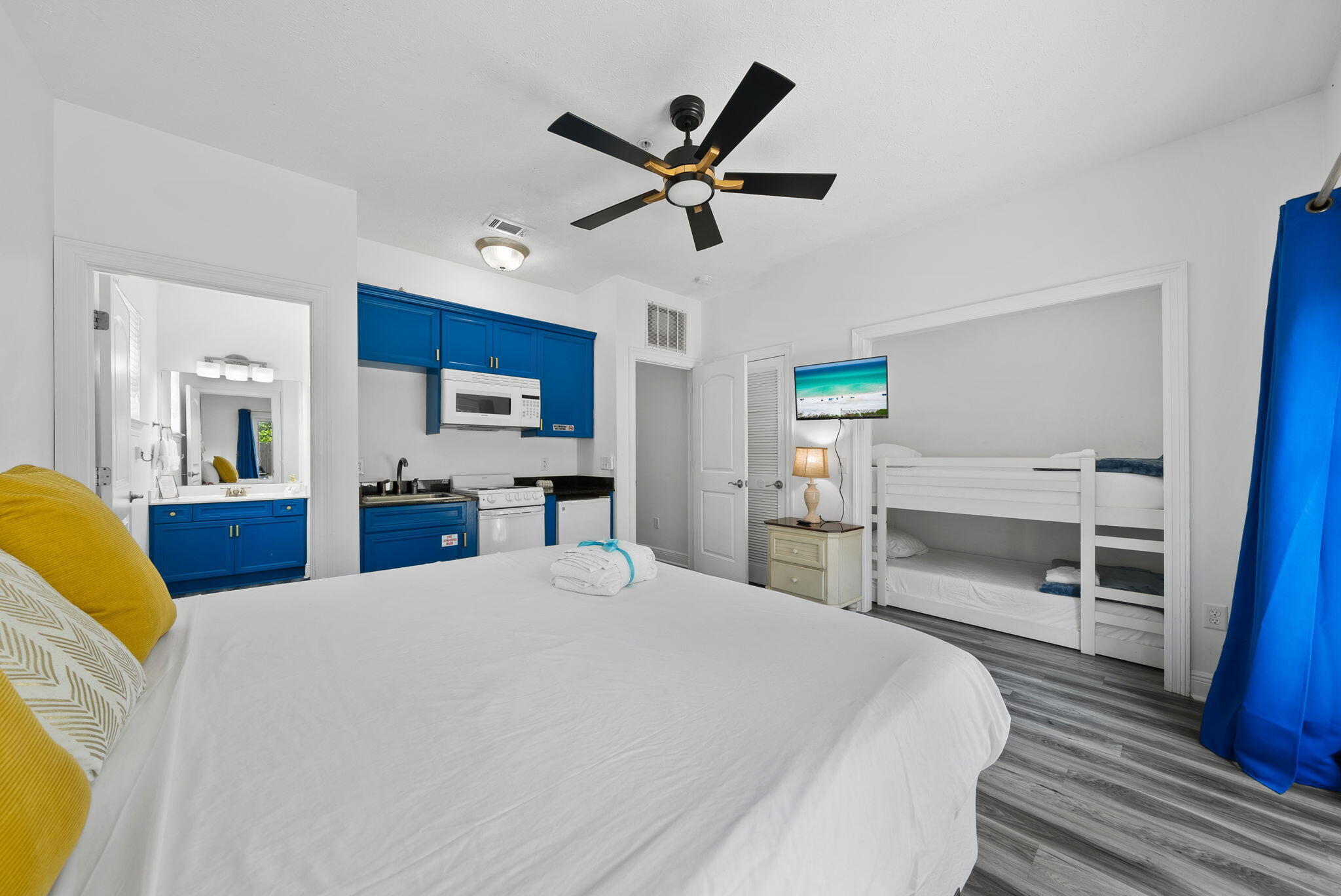 512 Dement Circle, APT F