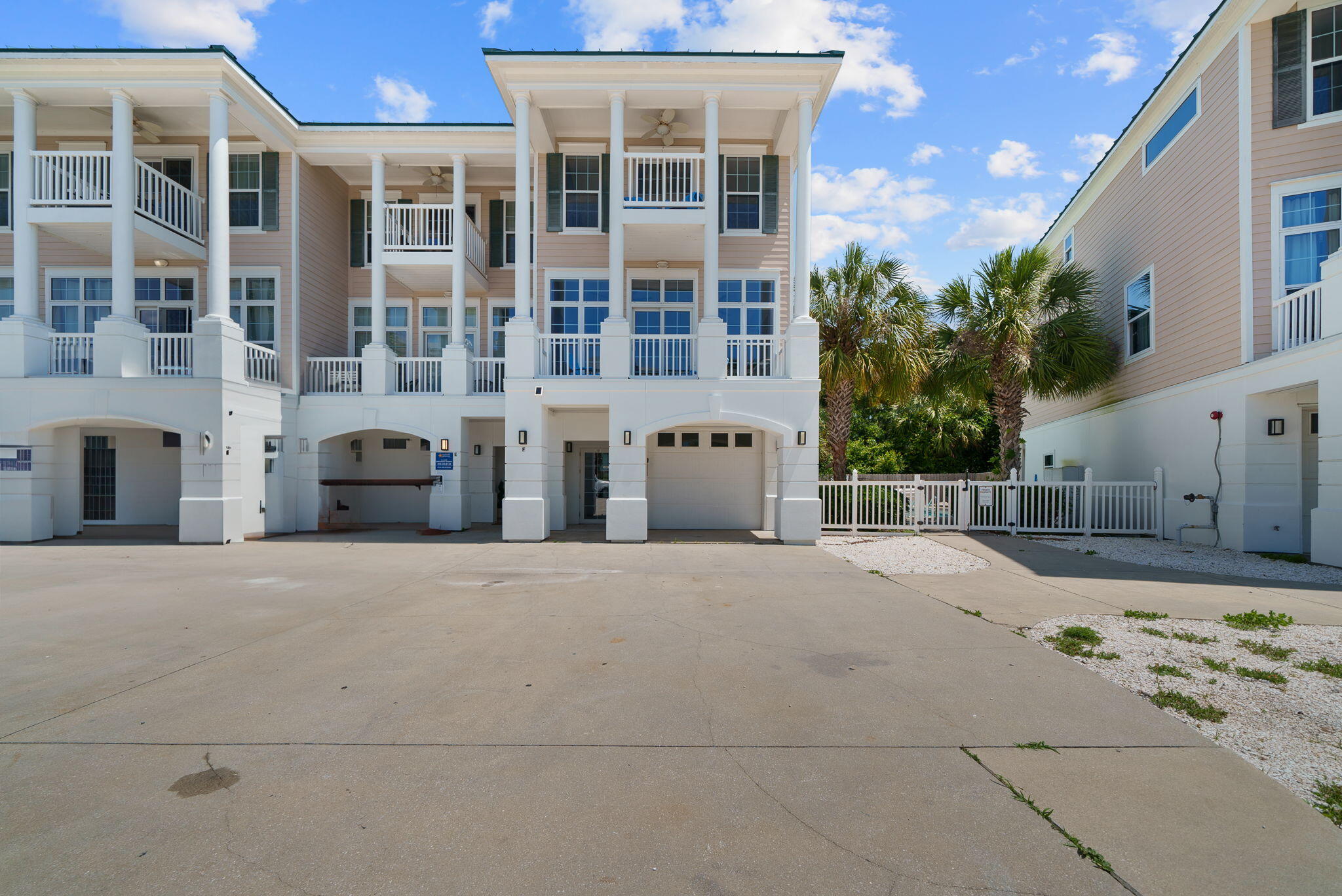 512 Dement Circle, APT F
