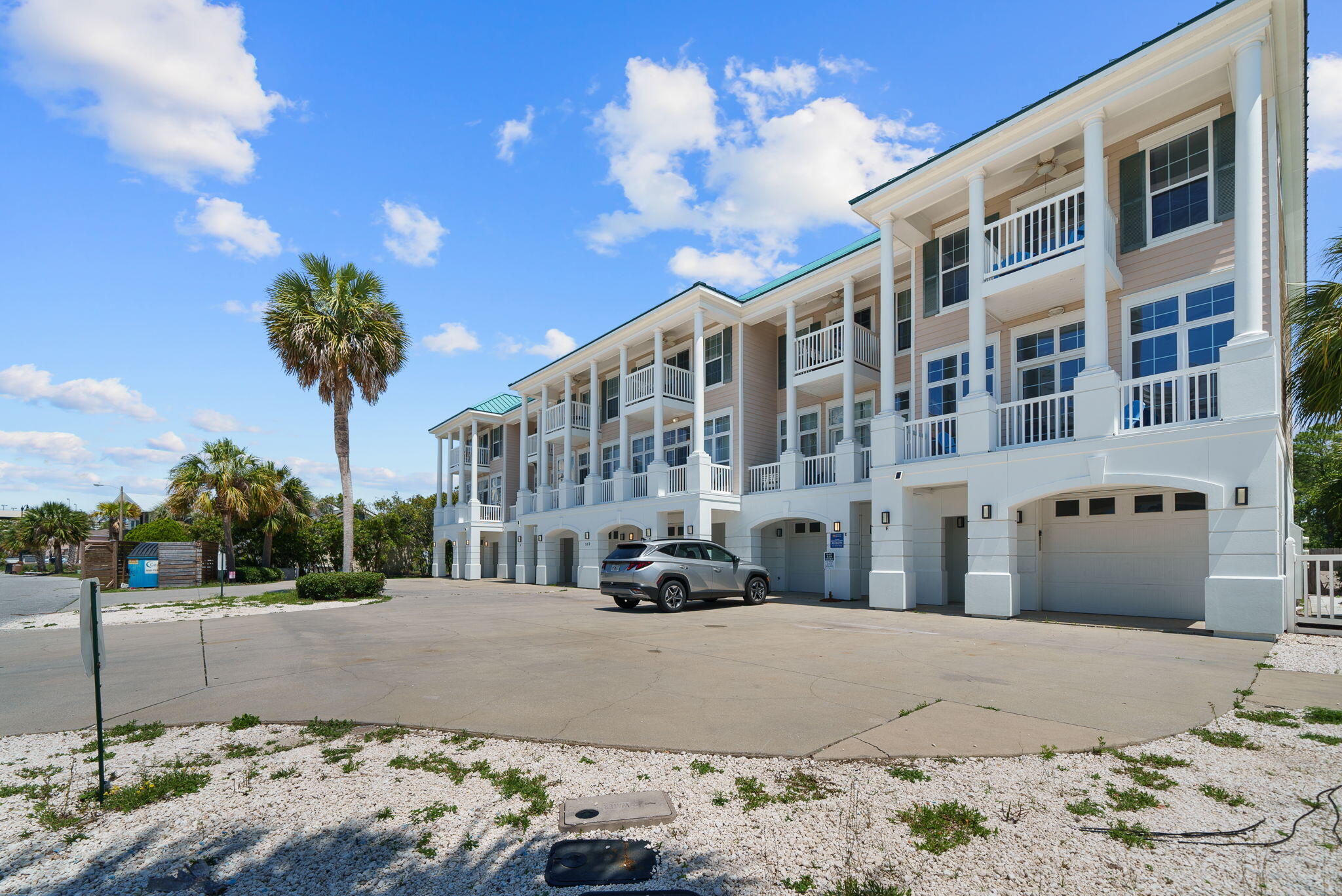 512 Dement Circle, APT F
