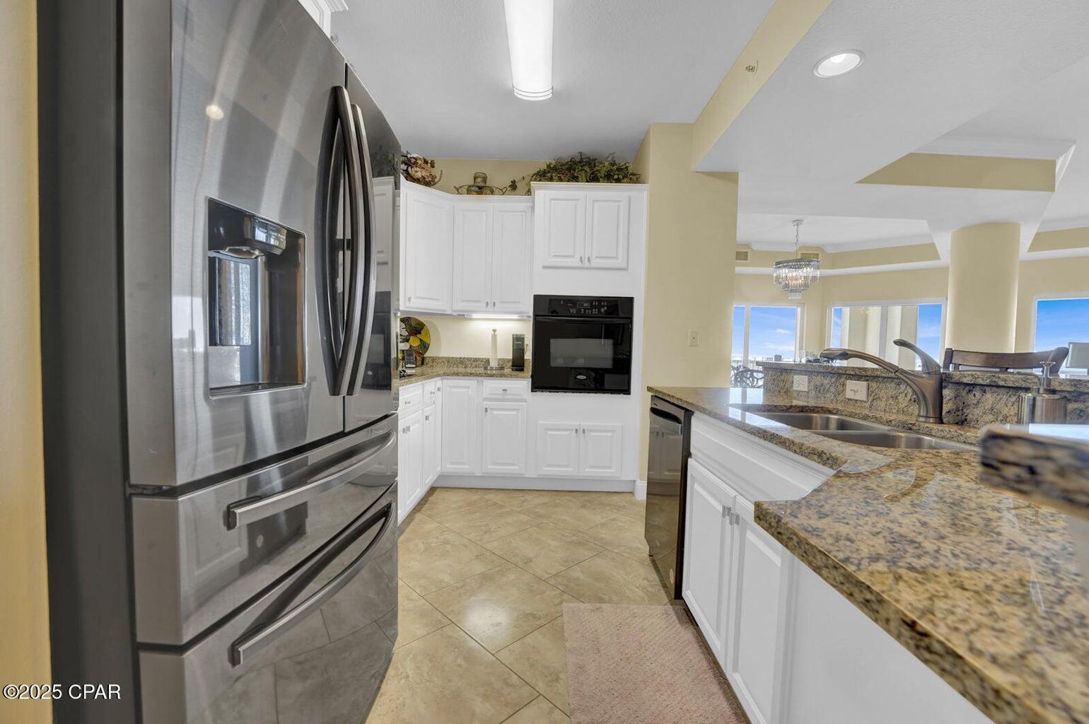 124 E Miracle Strip Parkway, 900