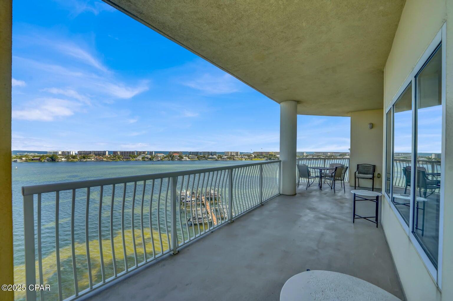 124 E Miracle Strip Parkway, 900