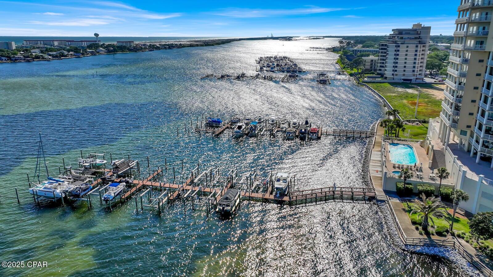 124 E Miracle Strip Parkway, 900