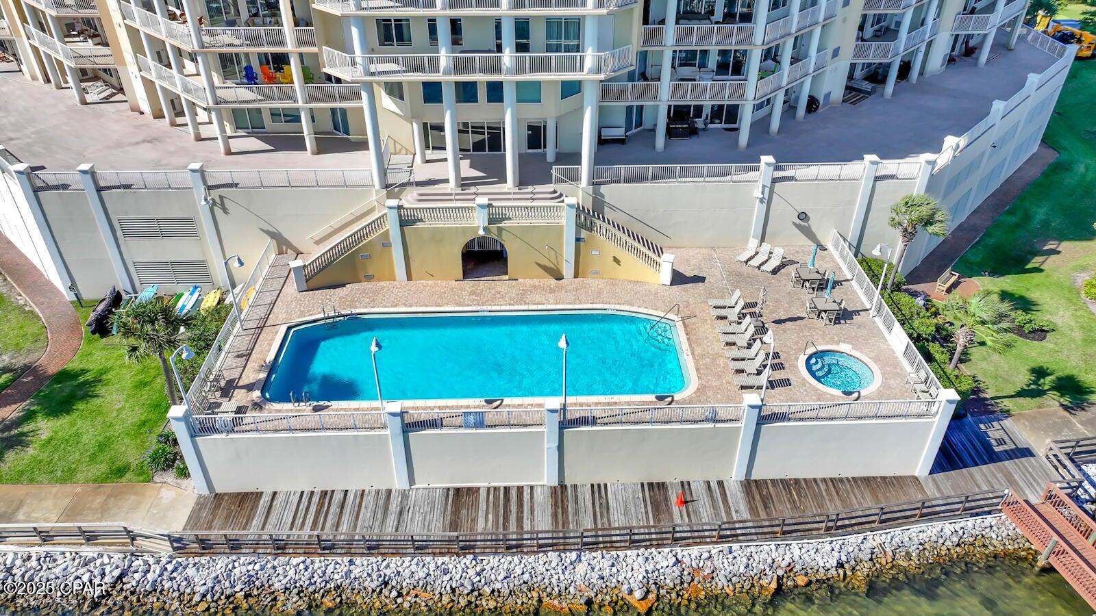 124 E Miracle Strip Parkway, 900