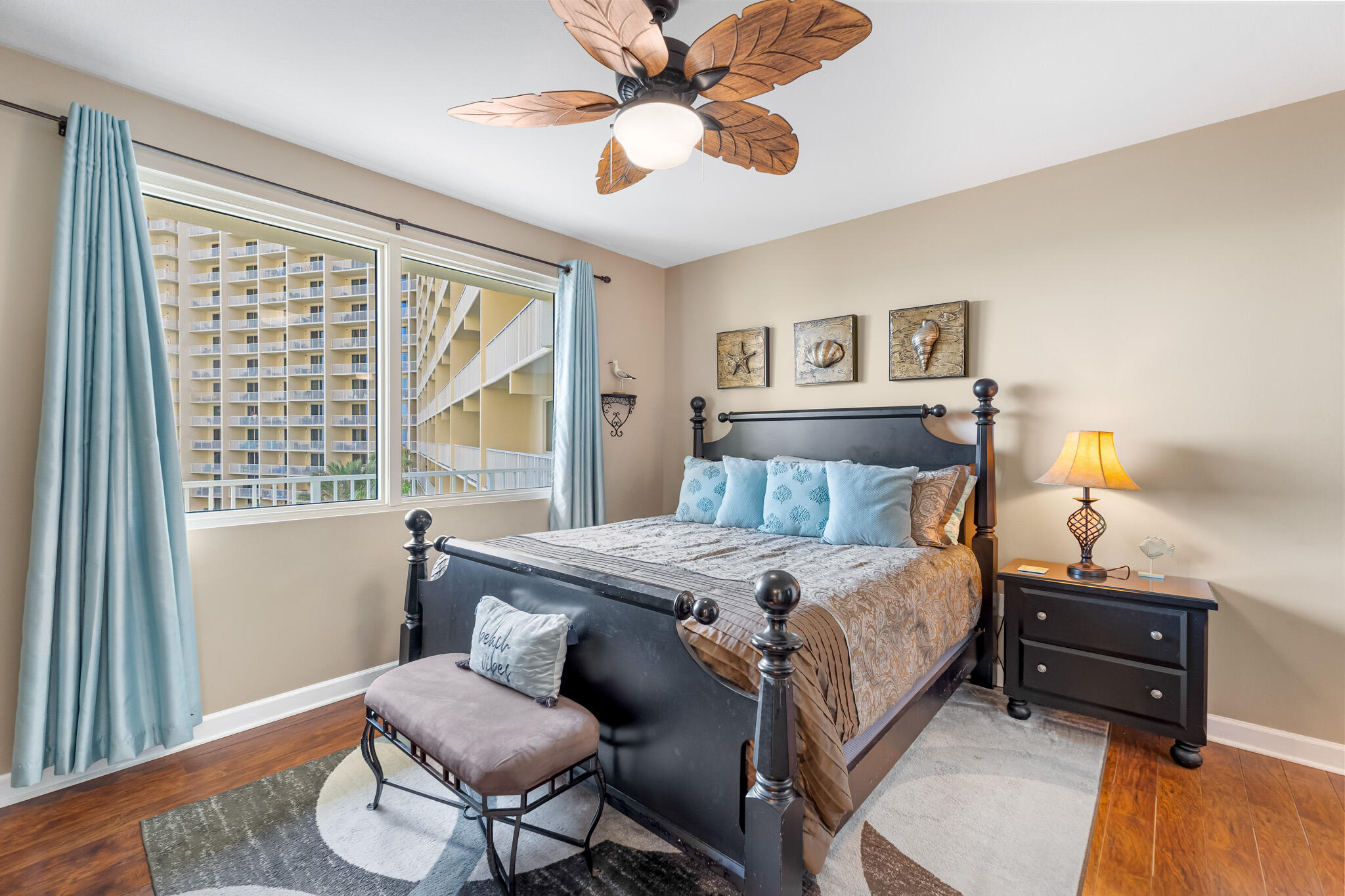 9900 S Thomas Drive, UNIT 517