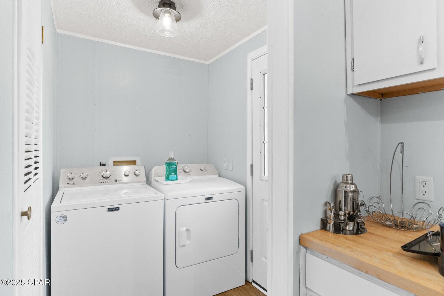 433 Water Oak Circle