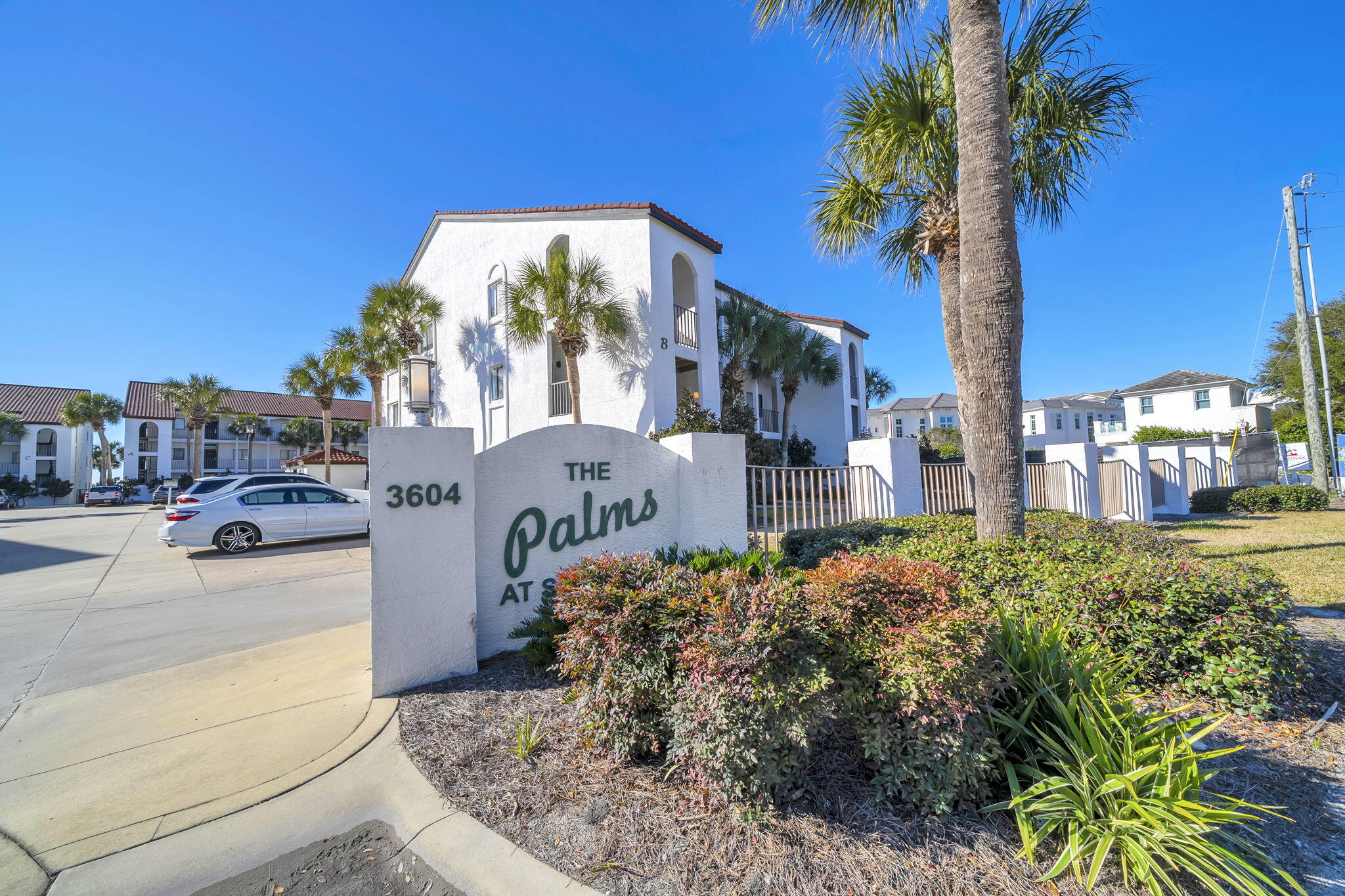 3604 E County Highway 30A UNIT B3