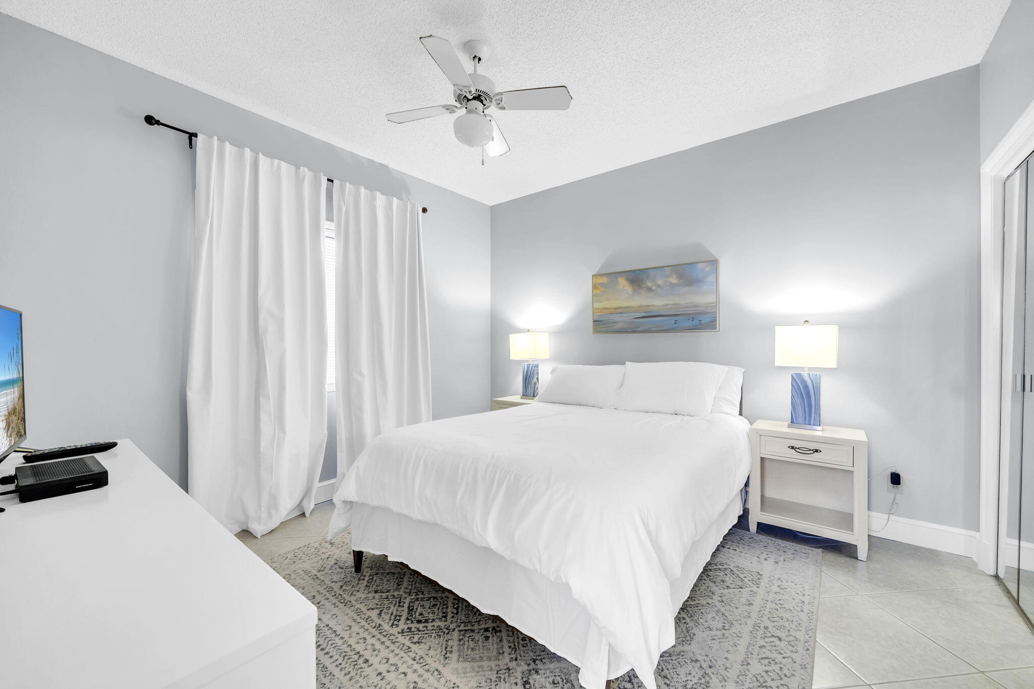 3604 E County Highway 30A UNIT B3