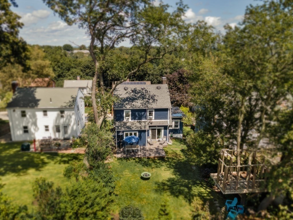 90 Whitcomb Avenue