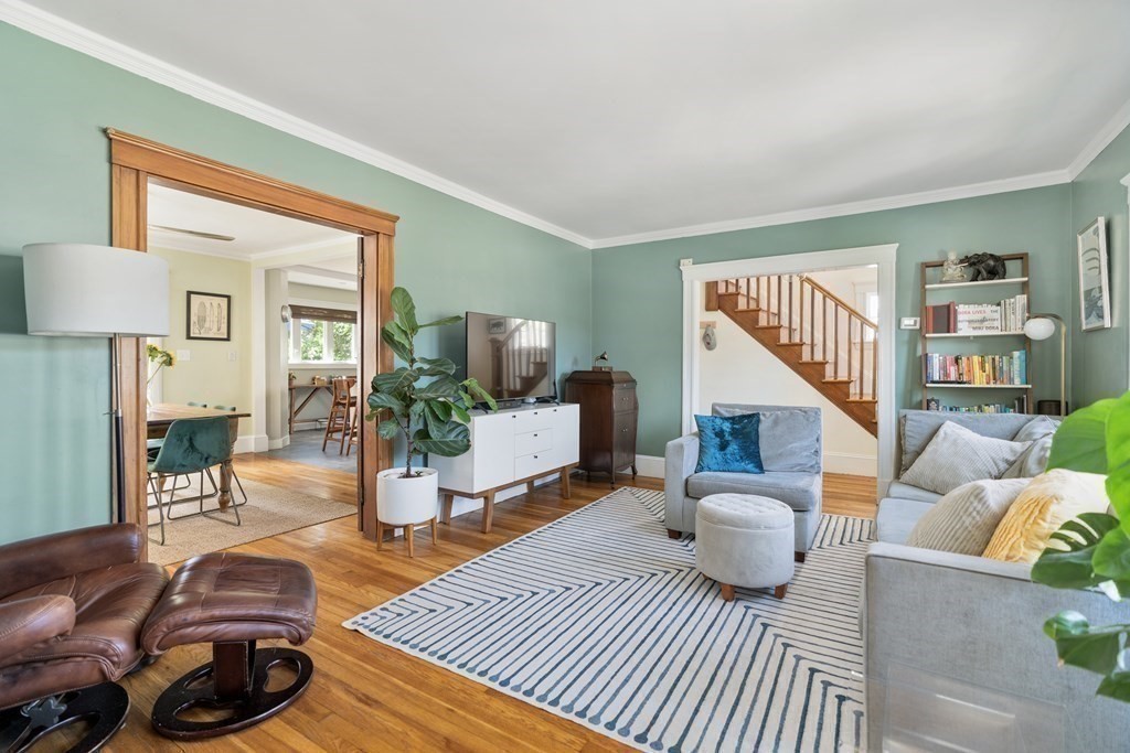 90 Whitcomb Avenue