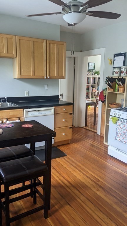 37 Wachusett Street # 3