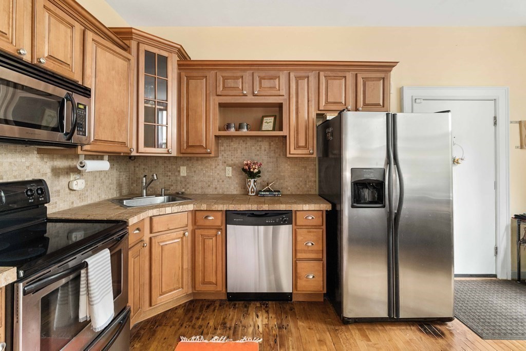 145-147 Chestnut Avenue # 2