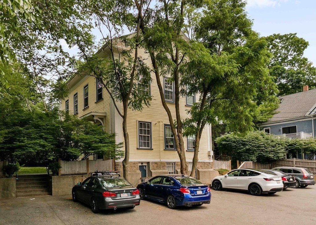 145-147 Chestnut Avenue # 2