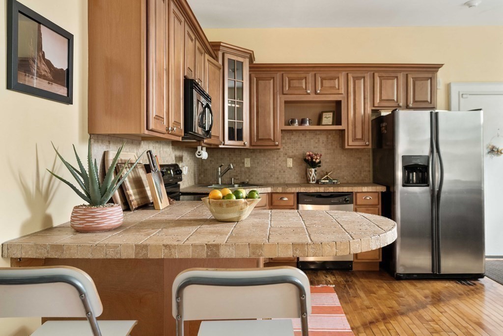 145-147 Chestnut Avenue # 2