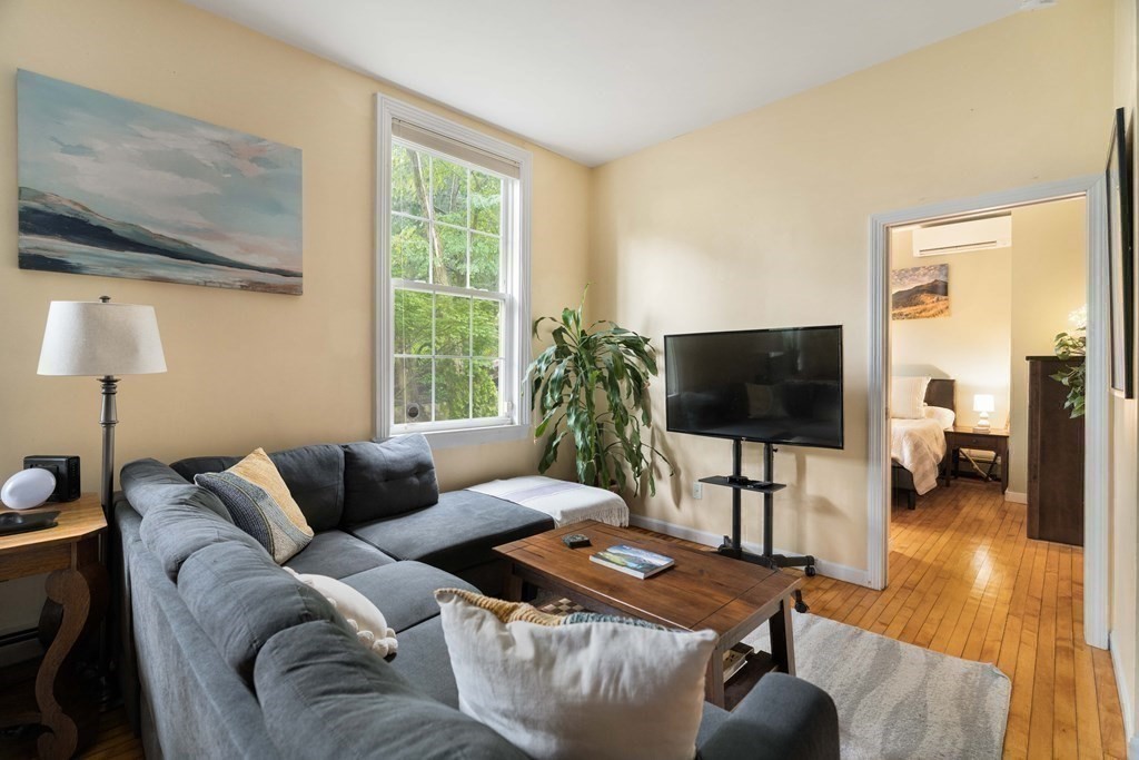 145-147 Chestnut Avenue # 2