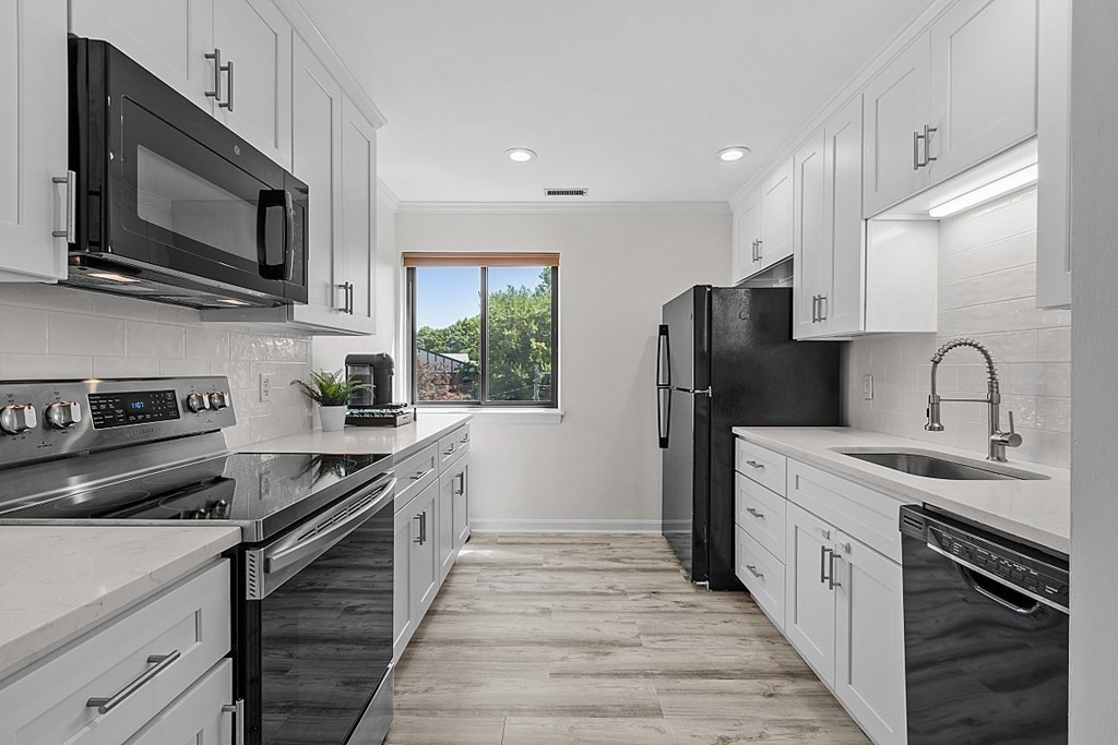 19 Burnham Street Unit: E2/D4