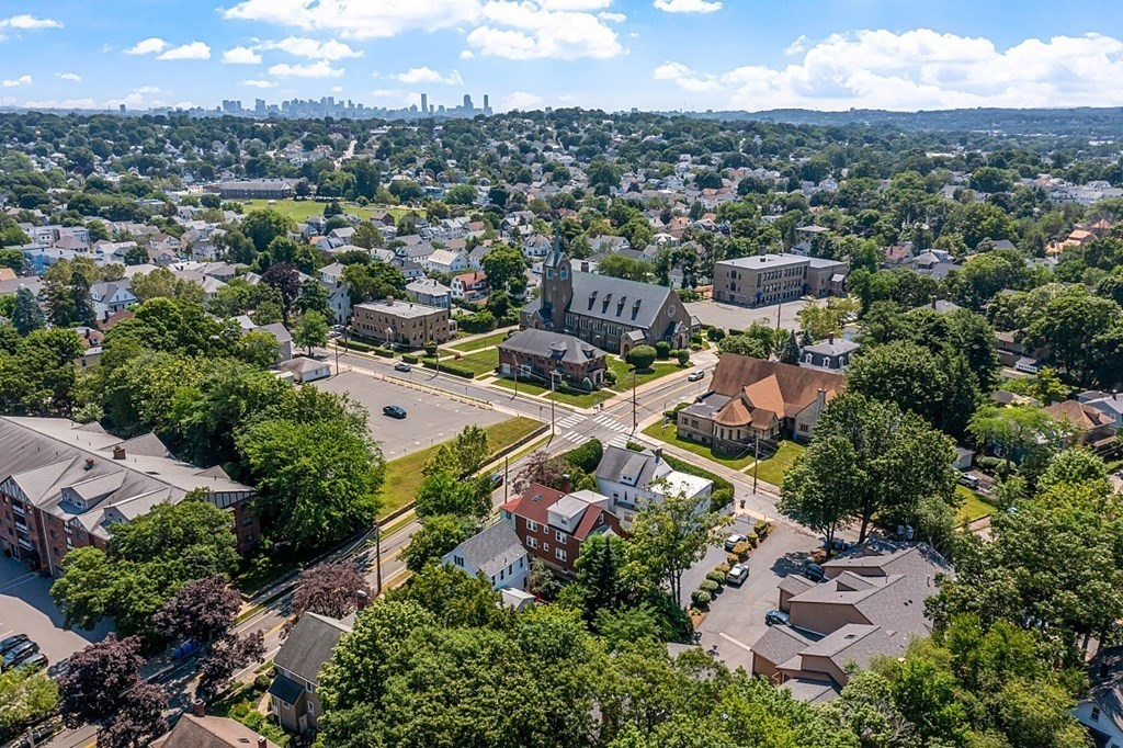 19 Burnham Street Unit: E2/D4