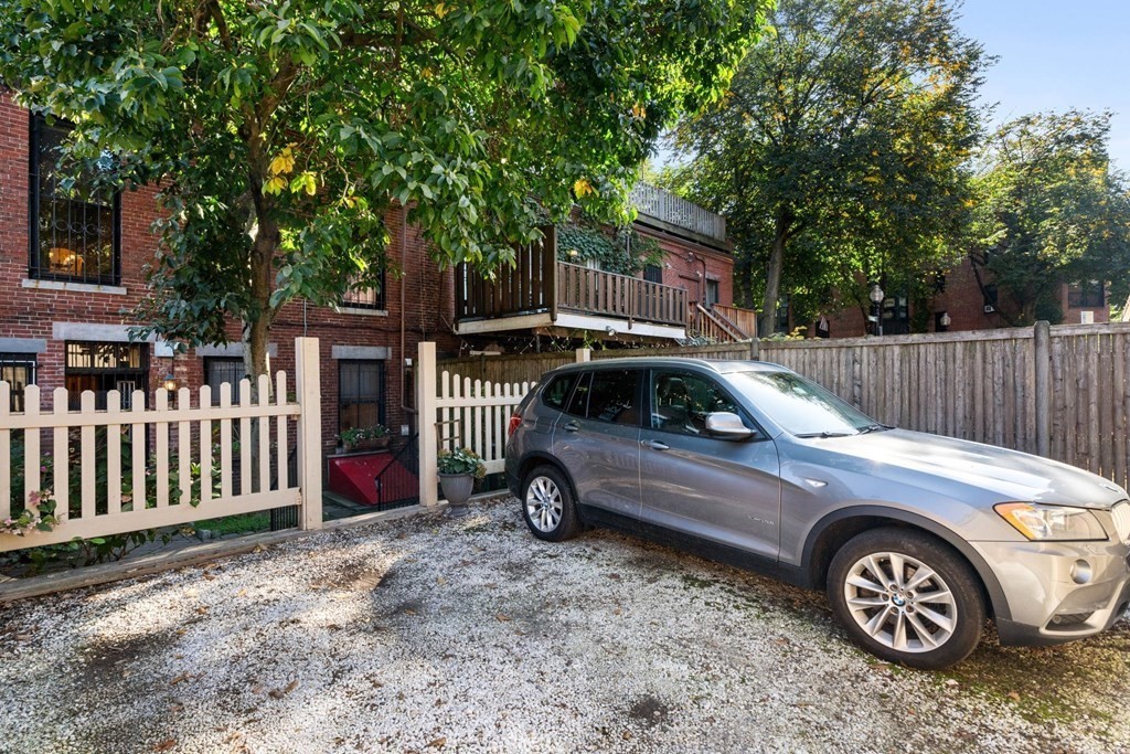 449 Shawmut Ave # 1