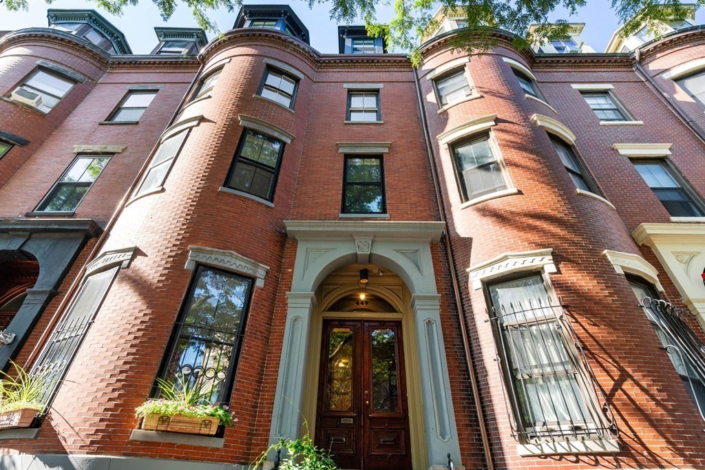 449 Shawmut Ave # 1