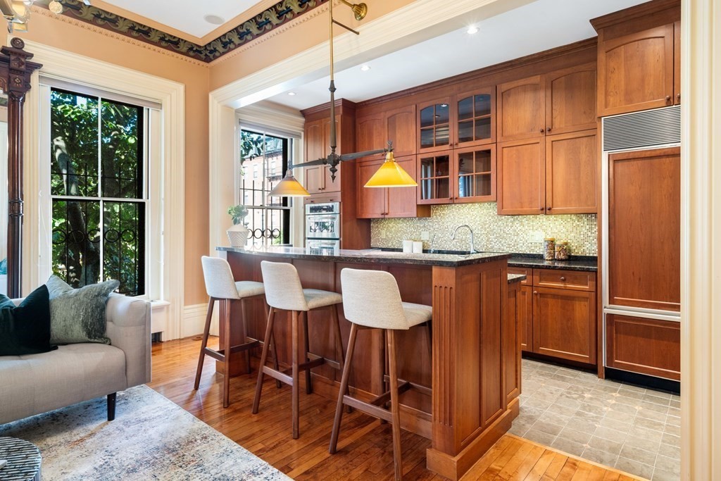 449 Shawmut Ave # 1
