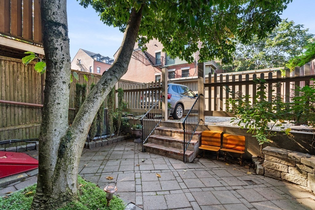 449 Shawmut Ave # 1
