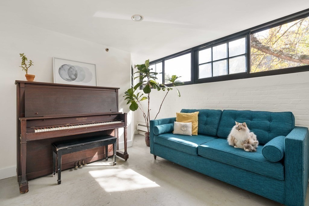 57 Cornwall Street # 4