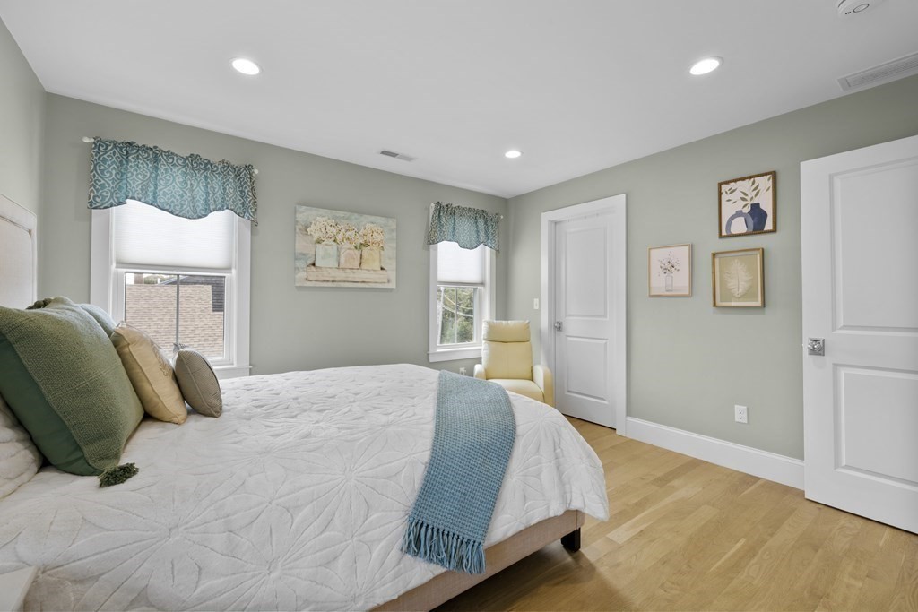 111 Highland Ave # 2