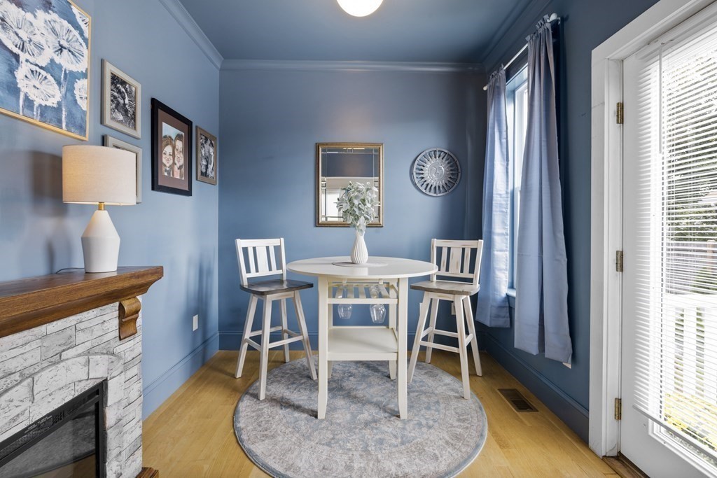 111 Highland Ave # 2