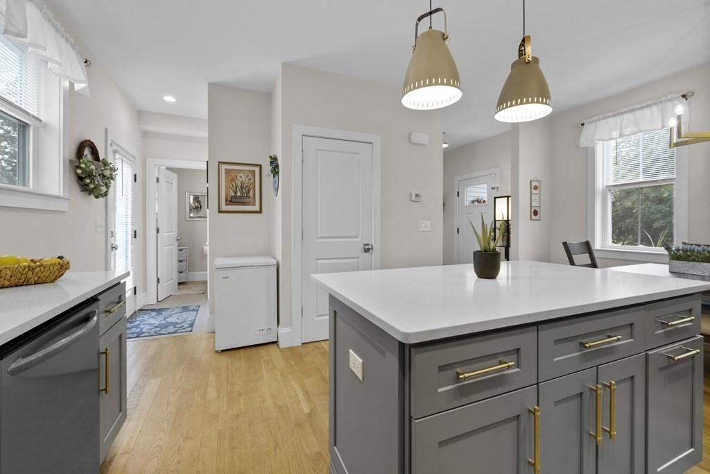 111 Highland Ave # 2