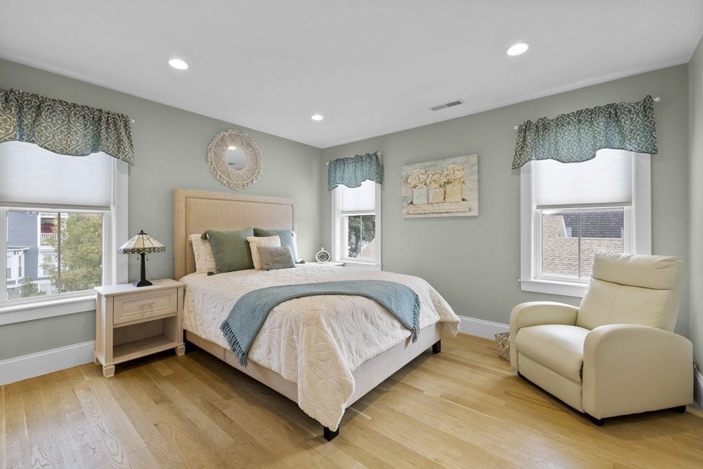 111 Highland Ave # 2