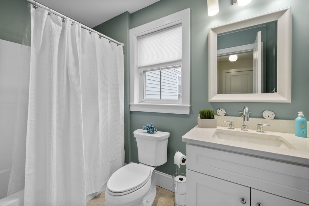 111 Highland Ave # 2