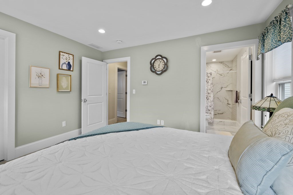 111 Highland Ave # 2