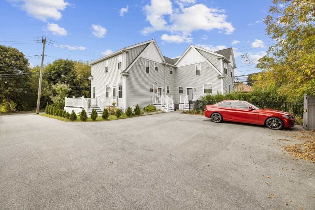 111 Highland Ave # 2