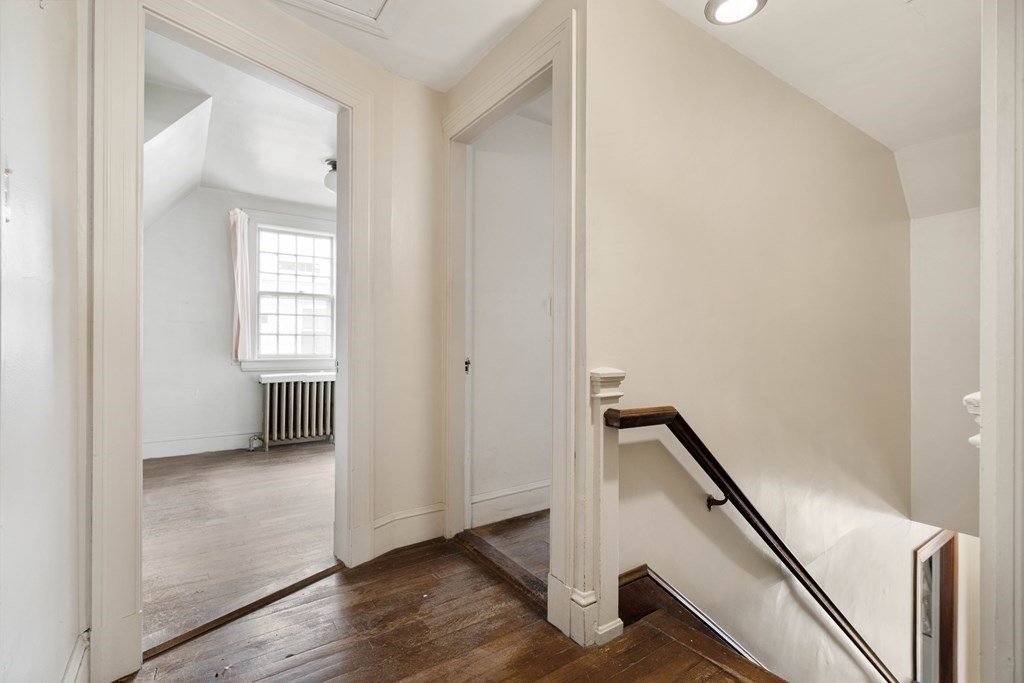 48 Rockview Street