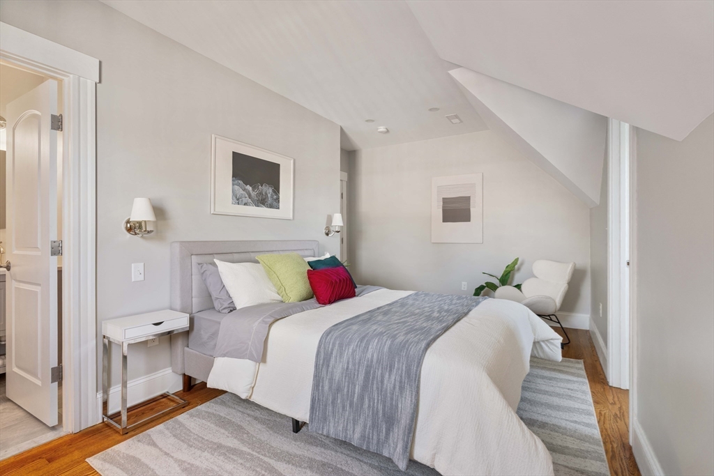 40 Harvard Street # 2