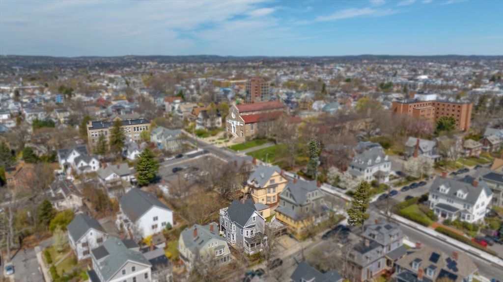 40 Harvard Street # 2