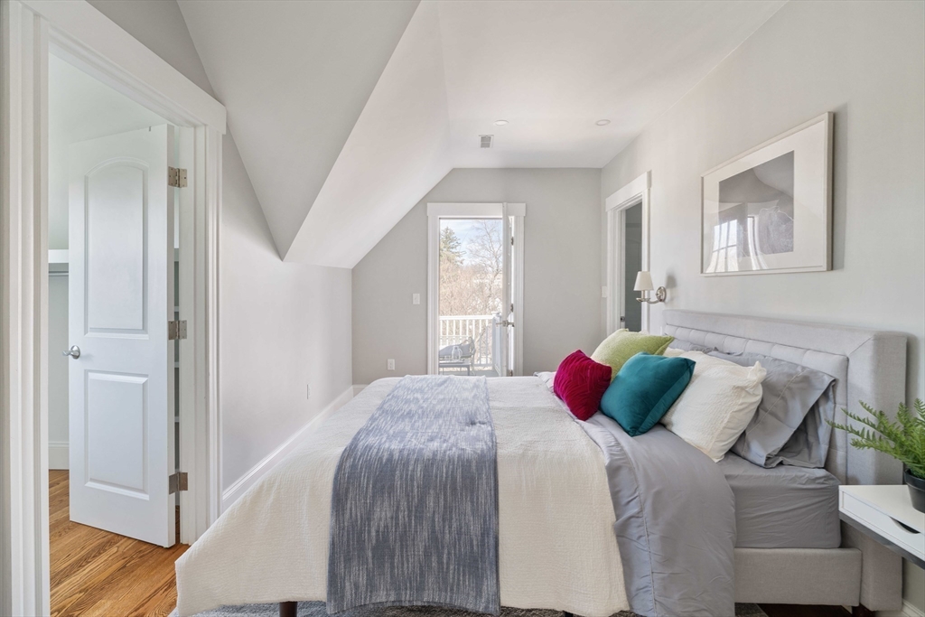 40 Harvard Street # 2