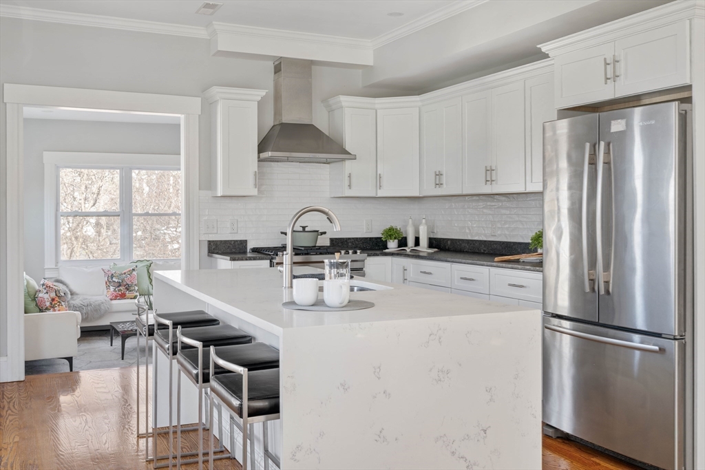 40 Harvard Street # 2