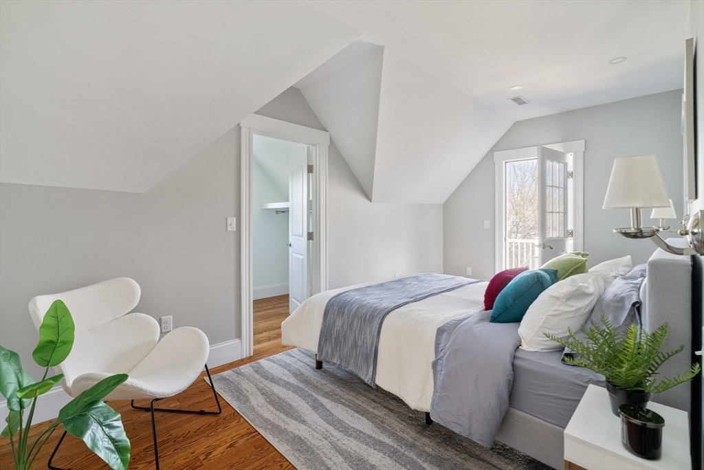 40 Harvard Street # 2
