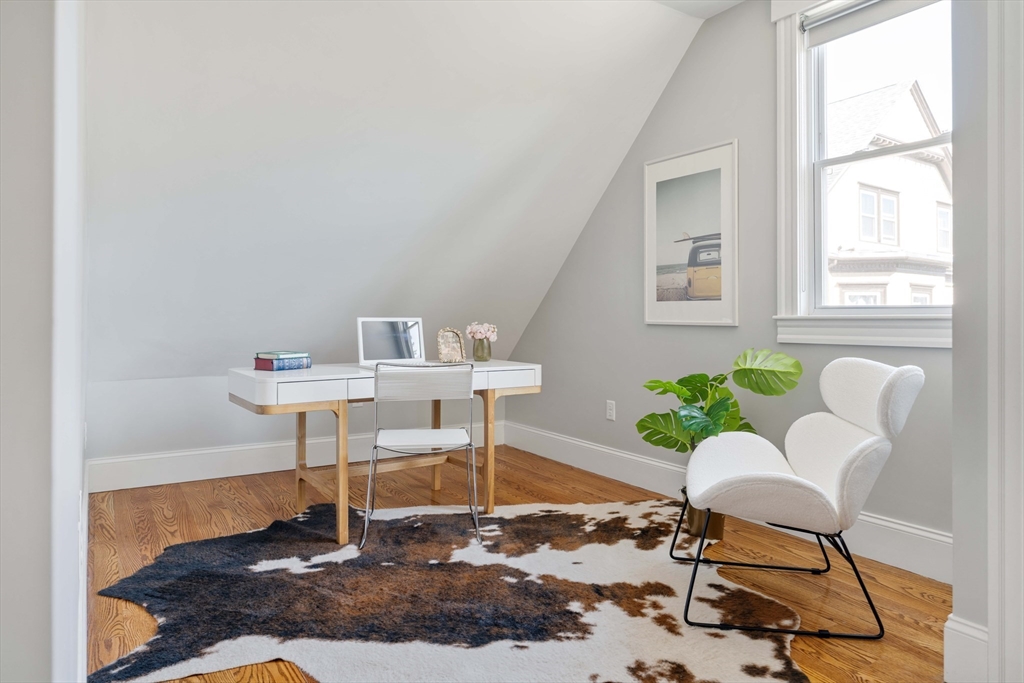 40 Harvard Street # 2