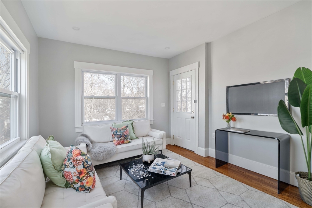 40 Harvard Street # 2