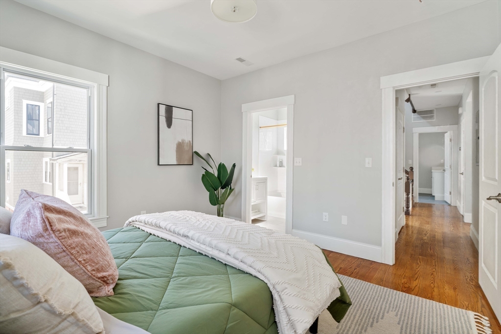 40 Harvard Street # 2