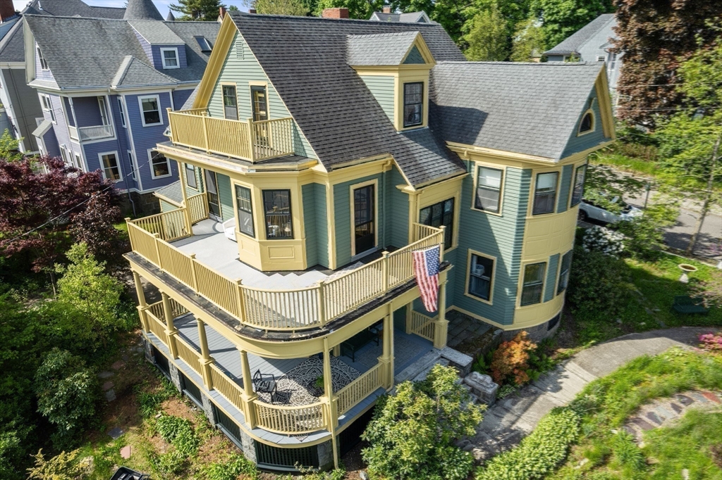 65 Welles Ave